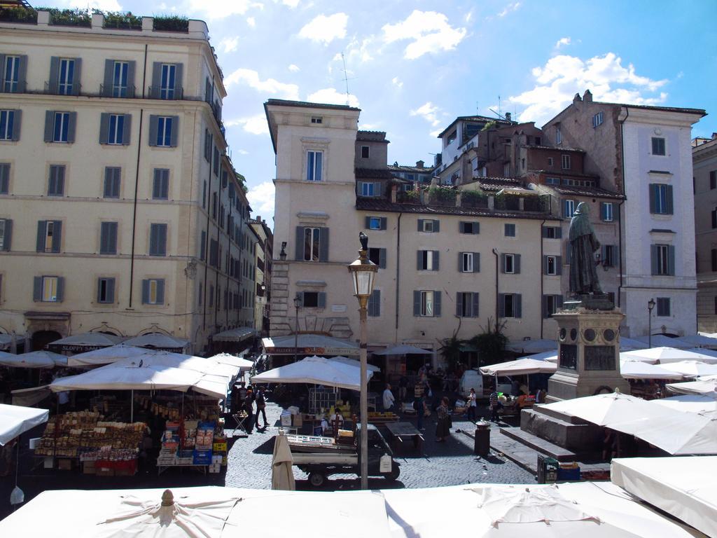 Campo De' Fiori * Rome